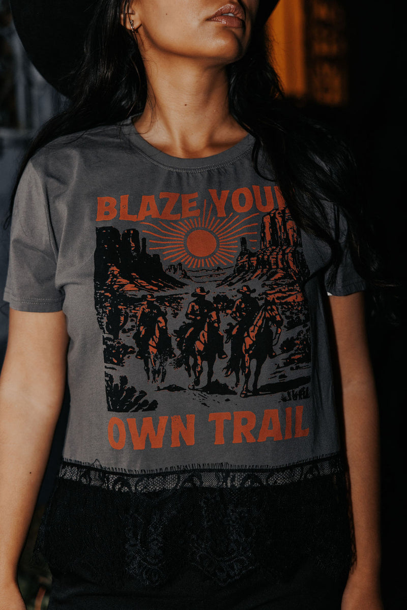 HH67 Blaze Your Own Trail Lace T-Shirt